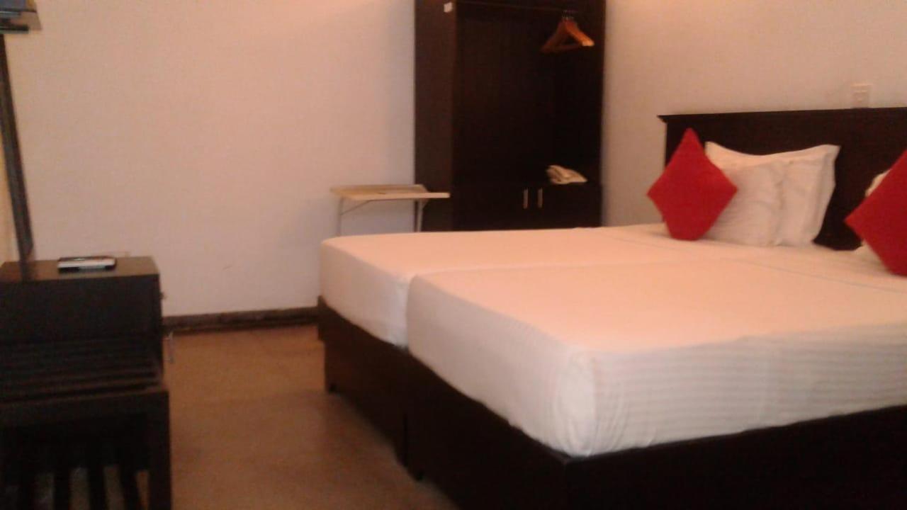 Casons B&B Colombo Exterior photo
